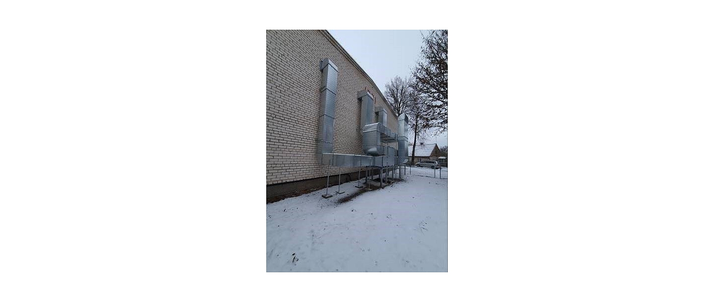 Sporta ēka Piltenē