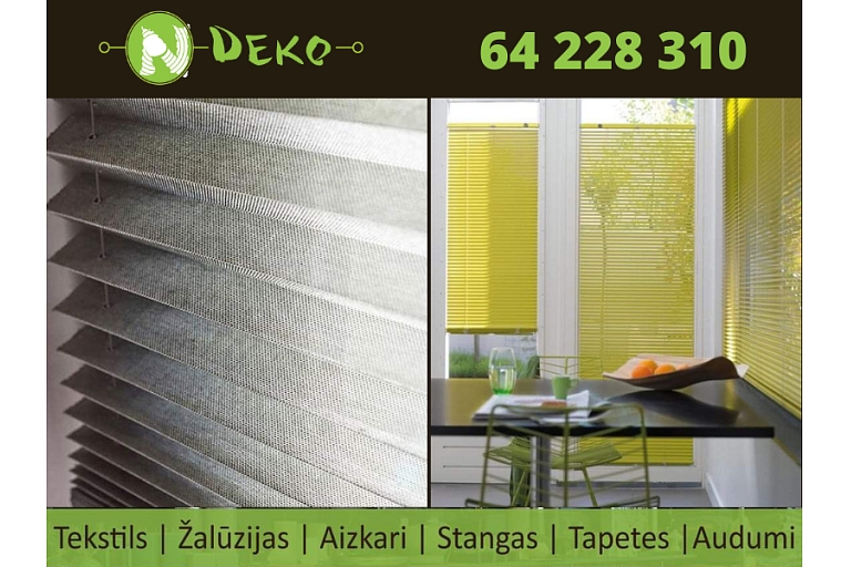 Plisee blinds.