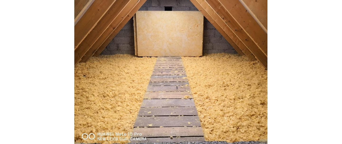 Insulation of a private house with Isover KV-041 mineral wool