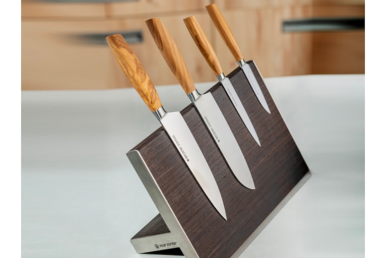 Profesionāli naži ar olīvkoka rokturi no Zepter  — asums, kas ilgi saglabājas