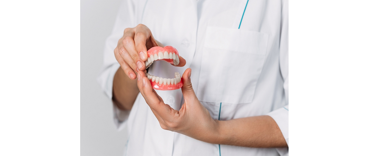 Saulkrasti Dentistry – Denture Demonstration and Solutions
