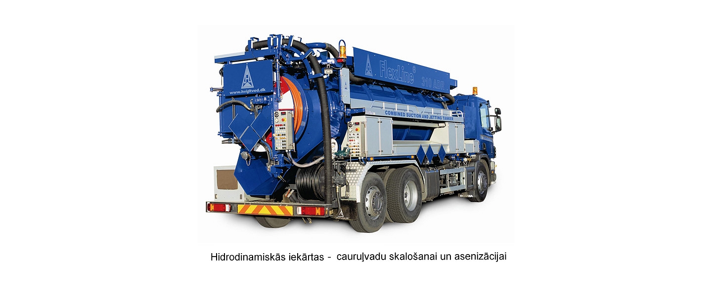 Flushing and sanitation of pipelines