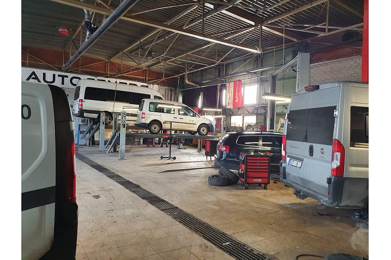 Auto remonts