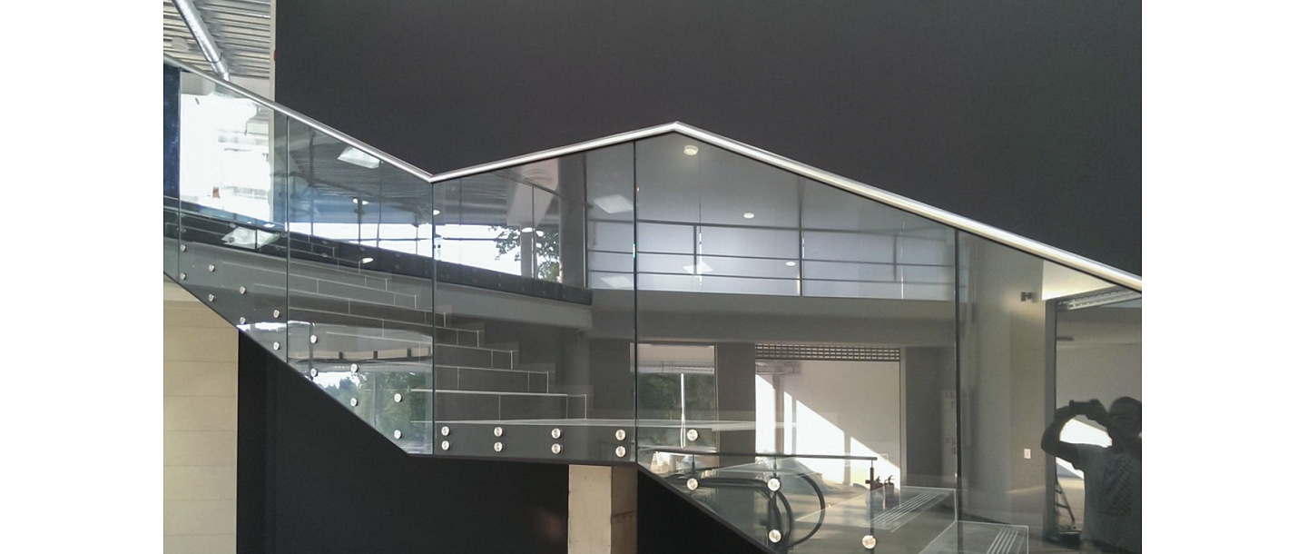 стеклянные конструкции