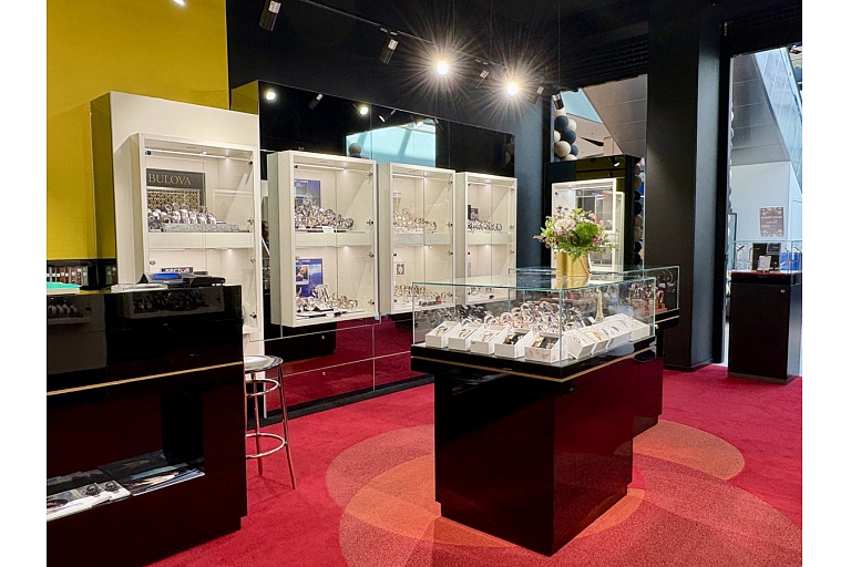 "Geneva" watch store on Mukusalas Street