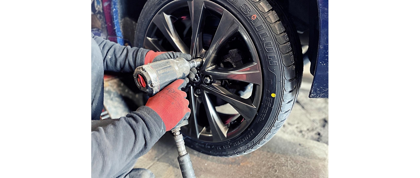 Tyre assembly, disc repair, tyre service.