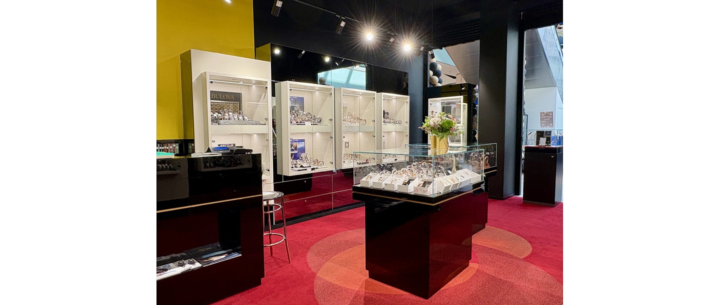 "Geneva" watch store on Mukusalas Street