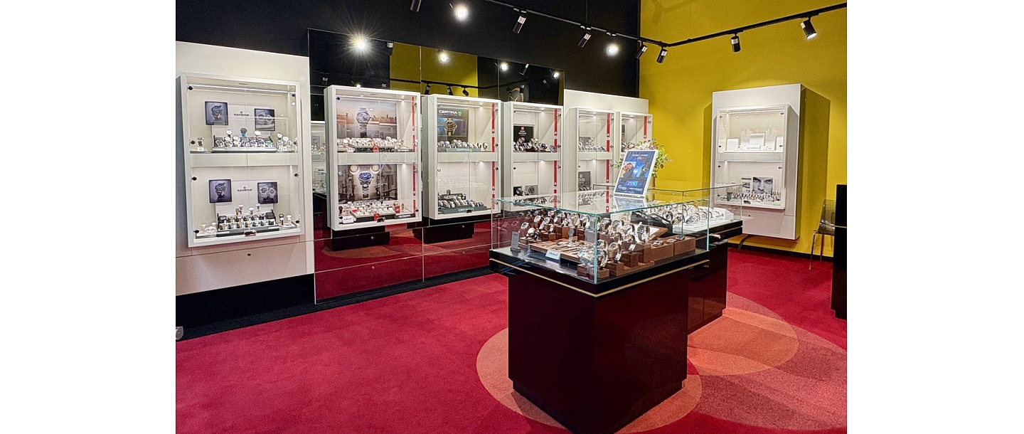 "Geneva" watch store on Mukusalas Street