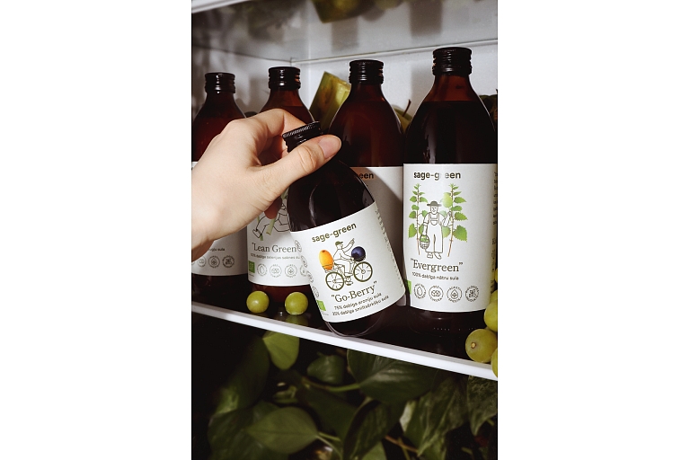 sage-green, SIA produkcija