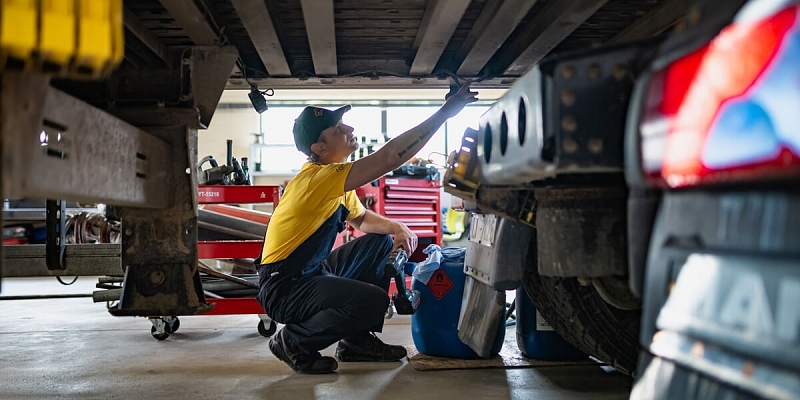 Truck repair