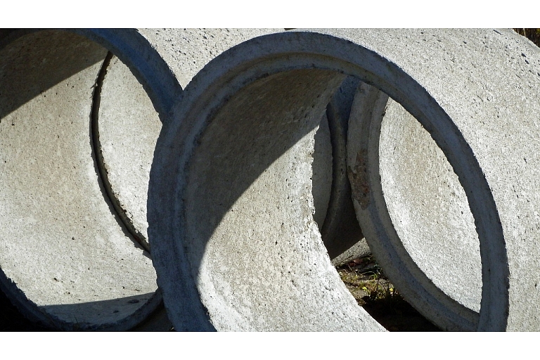 Production of non-standard concrete products