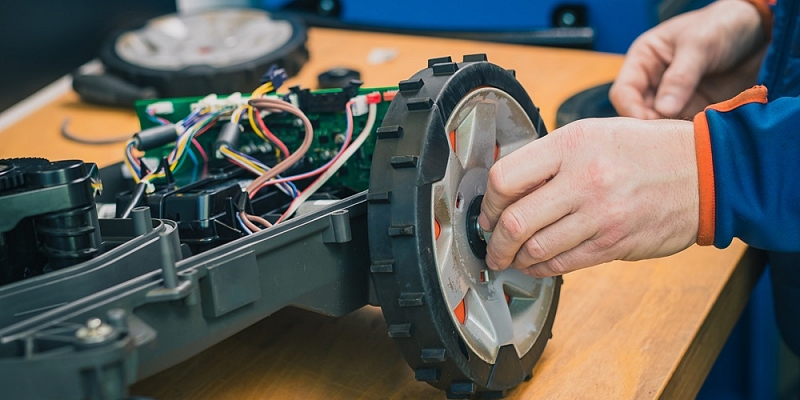 Maintenance and repair of robotic lawnmowers