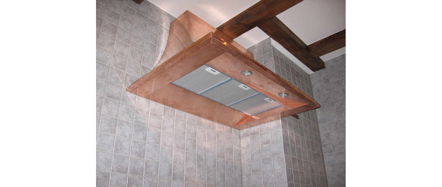 Installing a cooker hood