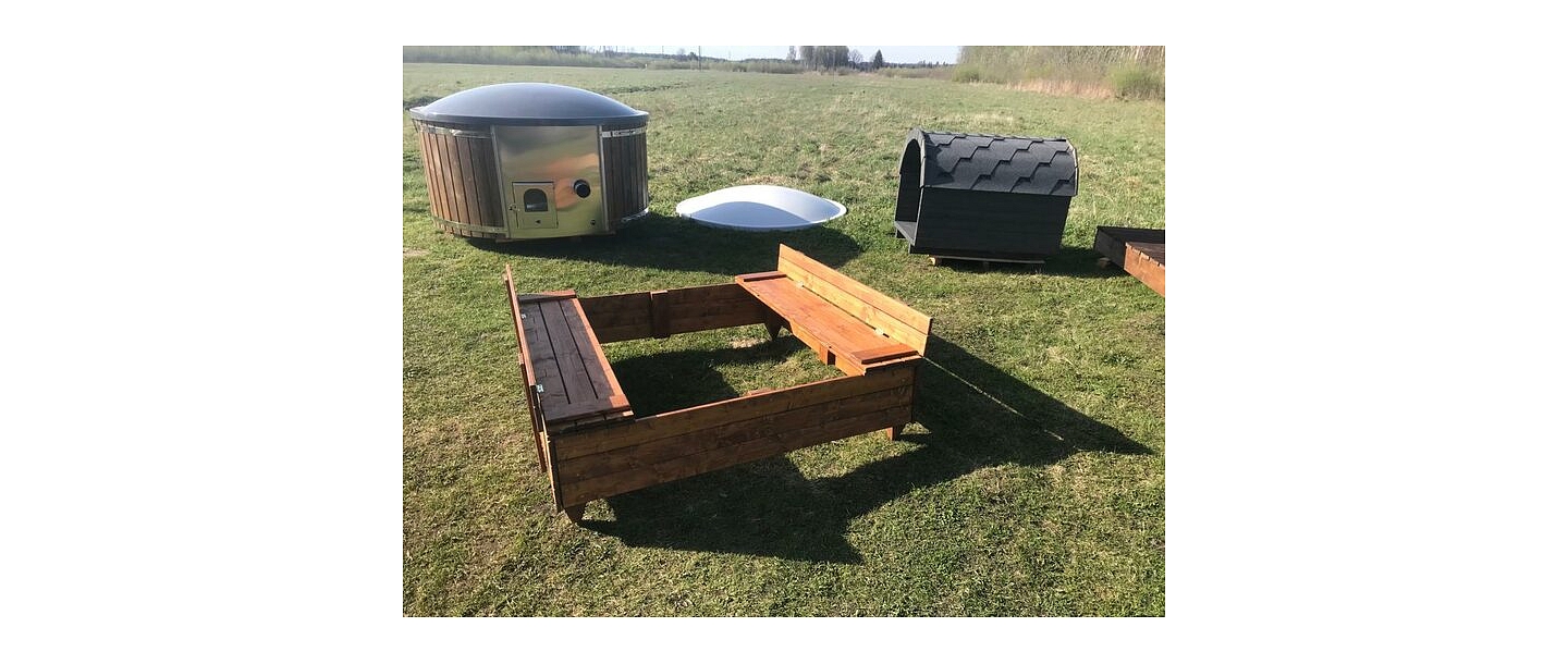 Smilšu kaste ar vāku