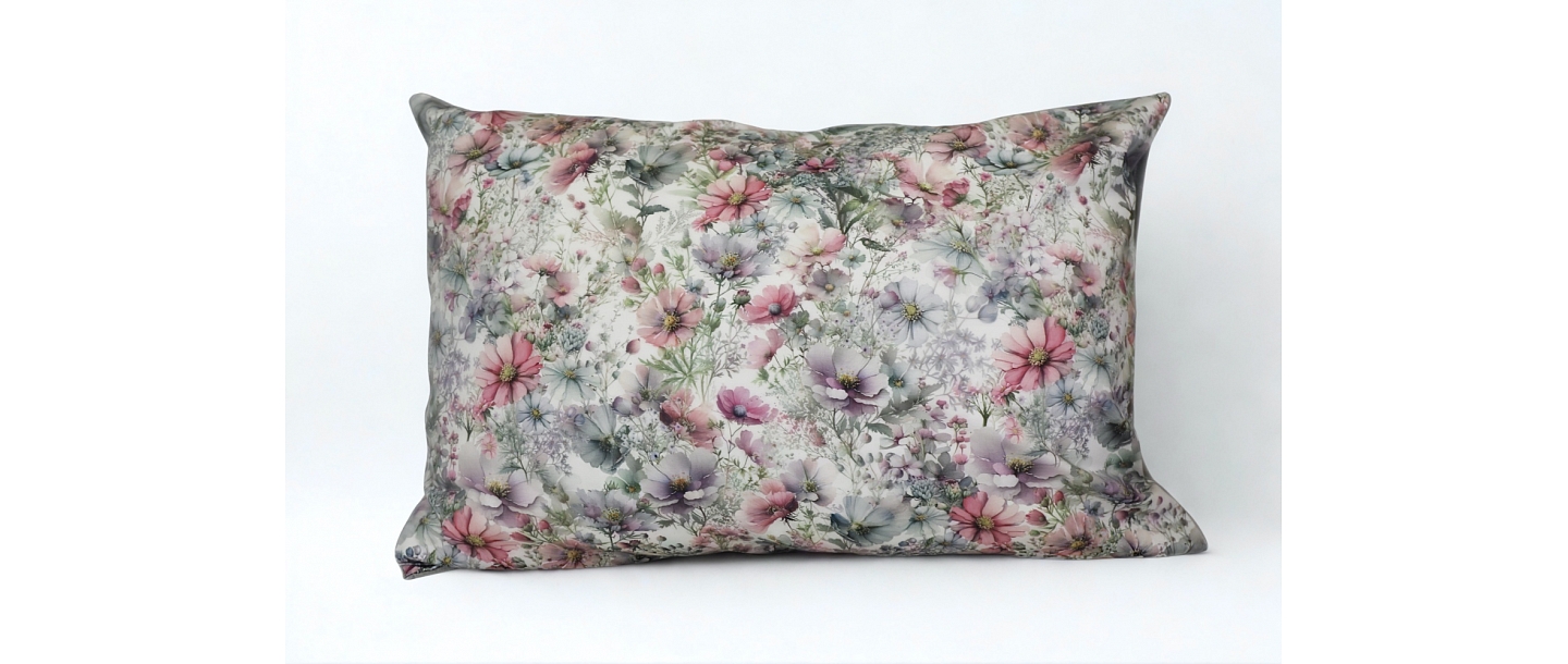 Pillowcase 50x70 knitwear, flowers on light linen