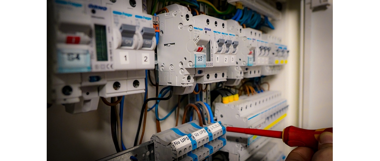 Electrical measurements