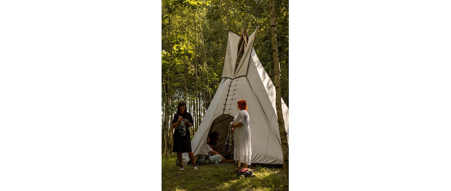 Tipi rental