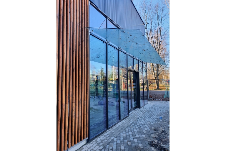 Trade center, Ziepniekalns, Riga