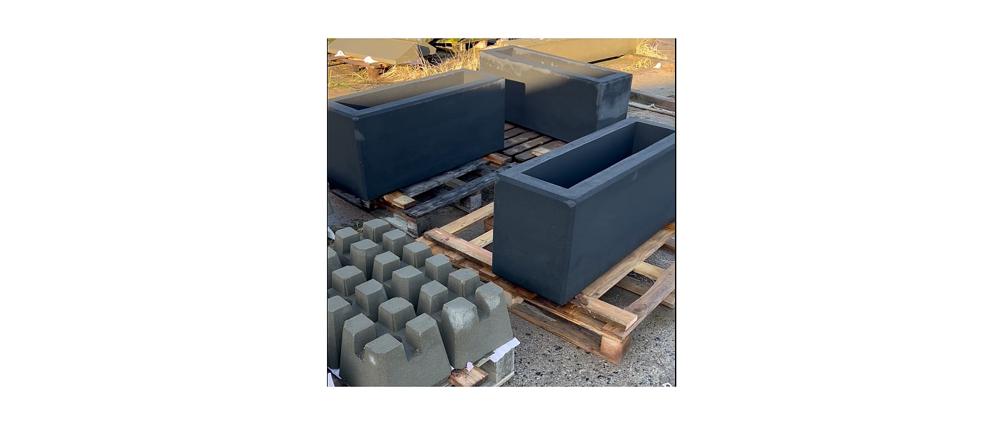 Tinted flower boxes