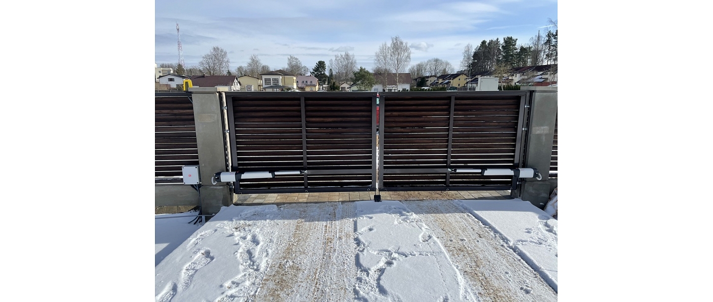 Swing gates for a private house