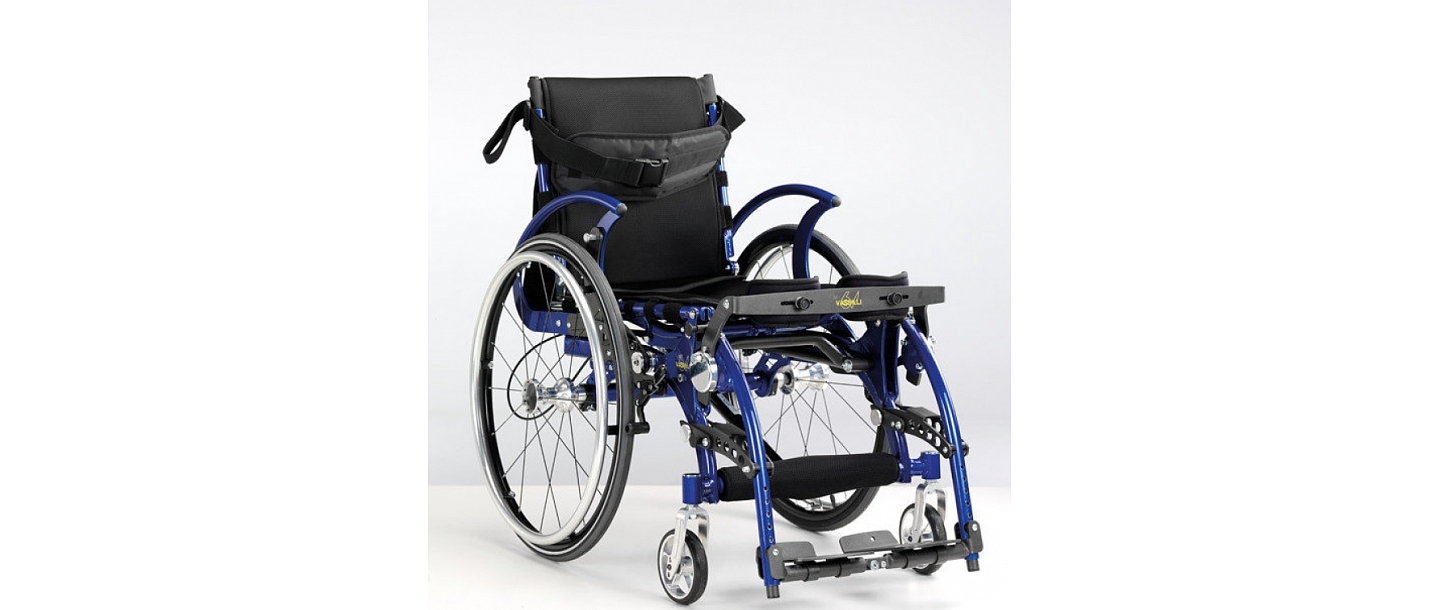 Vertikalizācijas ratiņkrēsls.