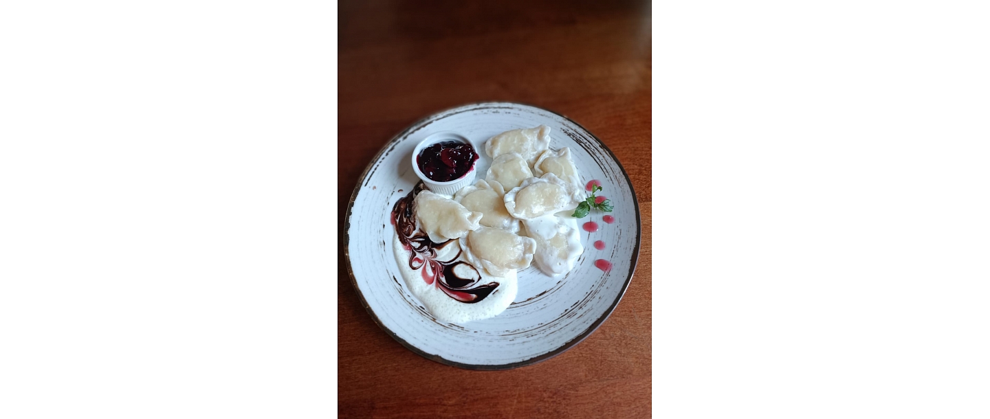 Новинка! Украинские вареники с творогом, домашние вареники со свининой, ручная работа.