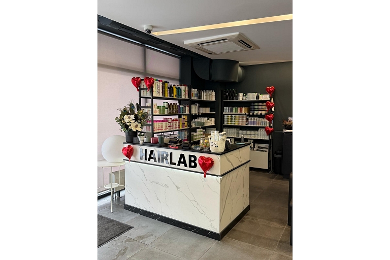 Attractive and modern reception area.