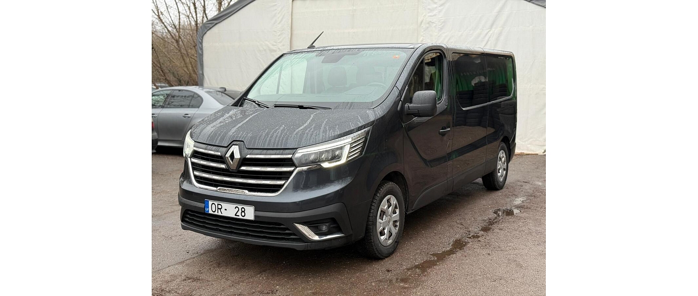Mikroautobuss pasažieriem