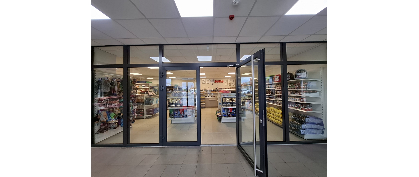 "Zoobum", Zoo shop