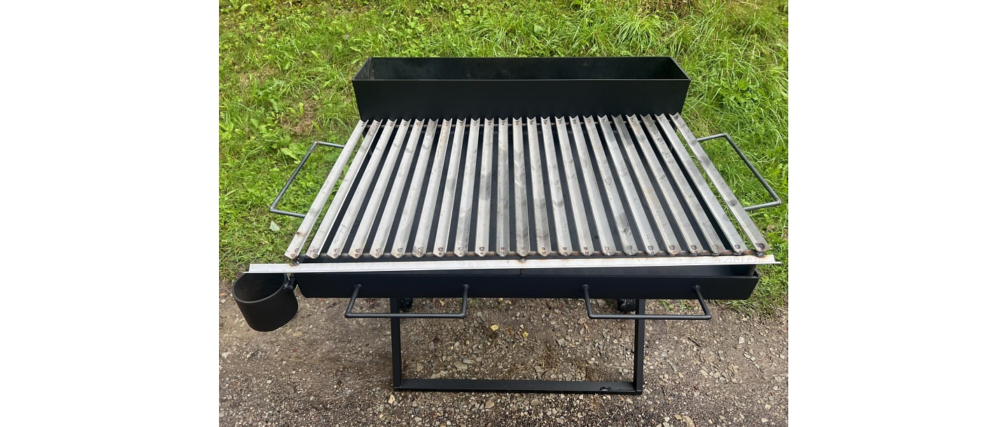 Grill on casters
