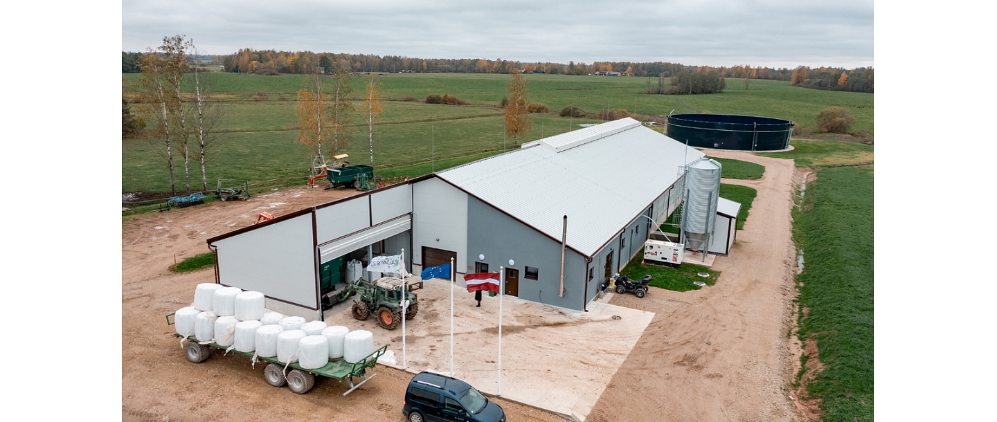 Hangars adapted for production