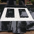 Memorials and tombstones