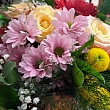 Flower arrangements for the holidays